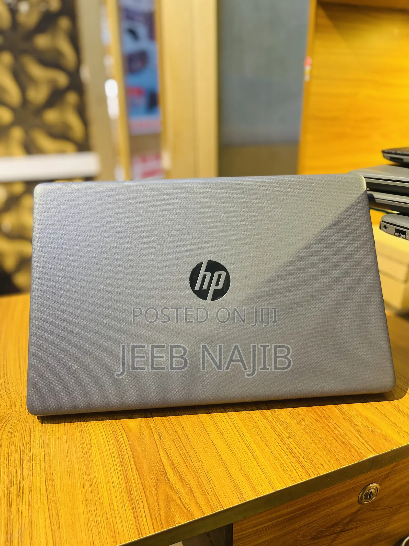Laptop HP 255 G8 8GB AMD SSD 256GB