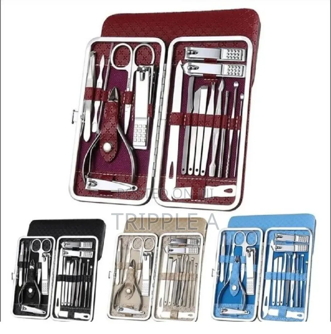Leather Cased Manicure Pedicure Kit