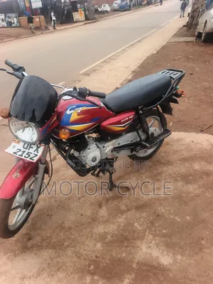 Bajaj CT 125X 2022 Red