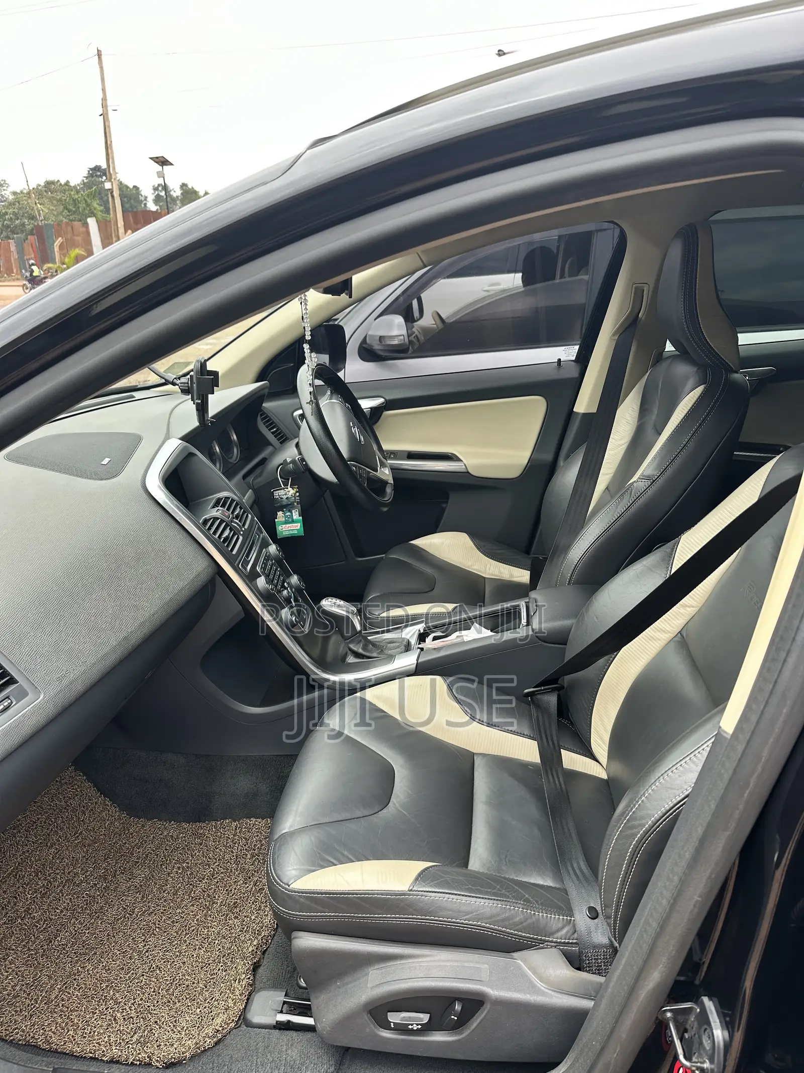 Volvo XC60 2014 Black