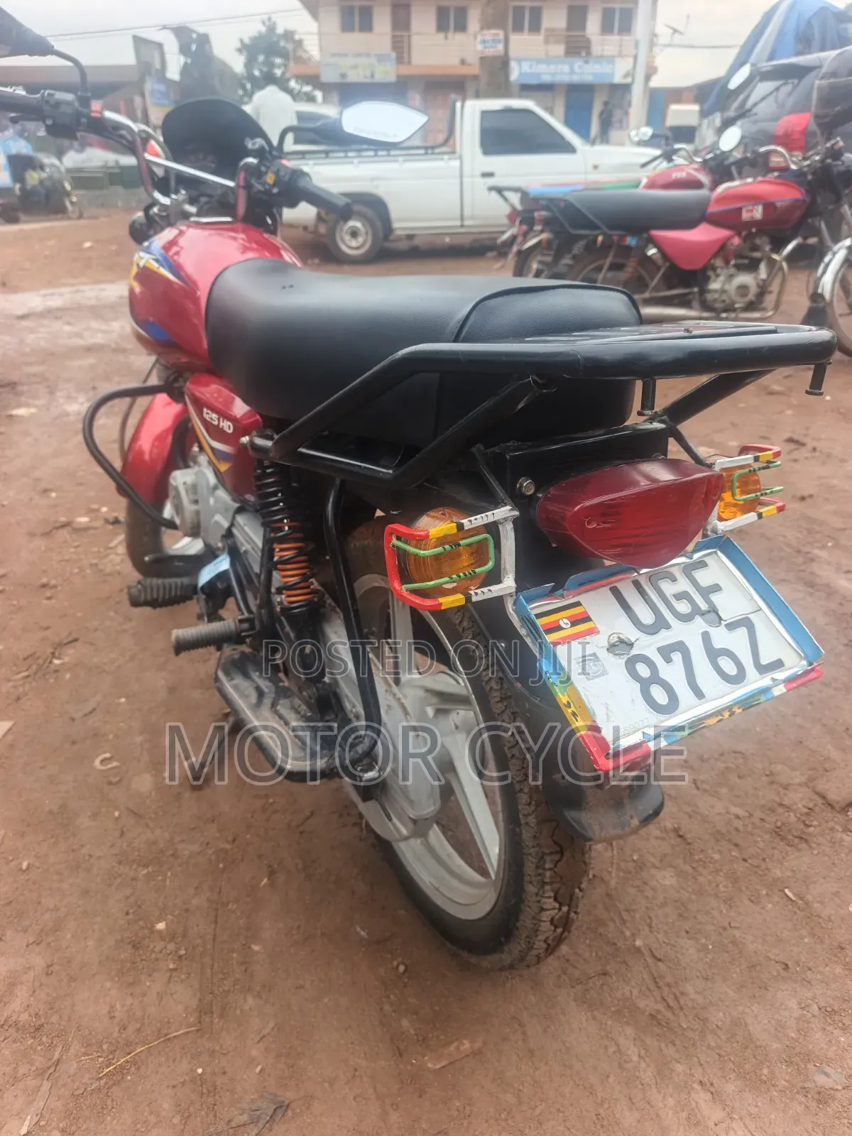 Bajaj Boxer 125 2024 Red