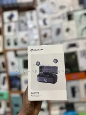 Hollyland Lark M3 Wireless Microphone Combo 4TX 2RX