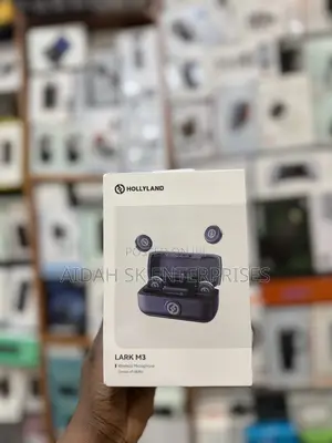 Hollyland Lark M3 Wireless Microphone Combo 4TX 2RX