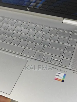 New HP Envy x360 Convertible 15 es2xx 16GB Intel Core i7 SSD 512GB