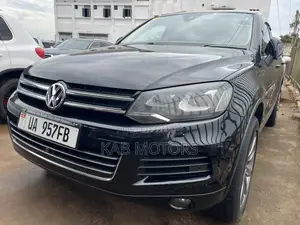 Volkswagen Touareg 2014 Black