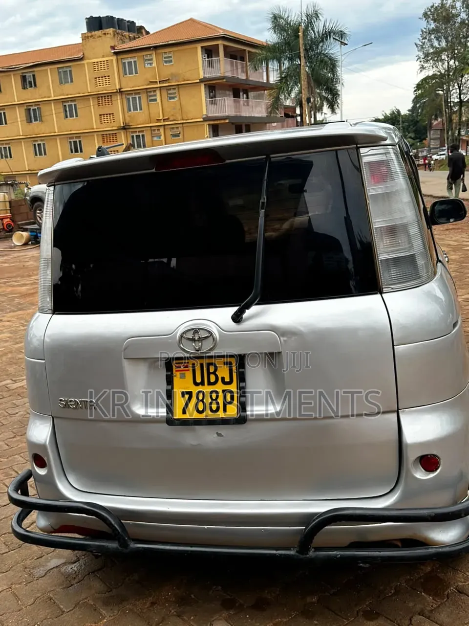 Toyota Sienta 1.5 AWD 2008 Silver