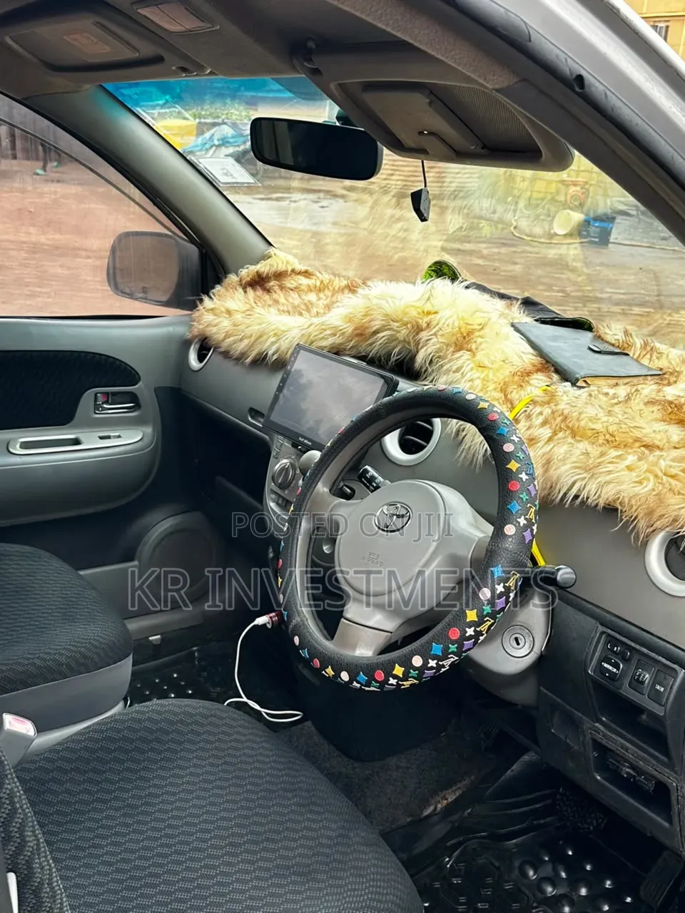 Toyota Sienta 1.5 AWD 2008 Silver