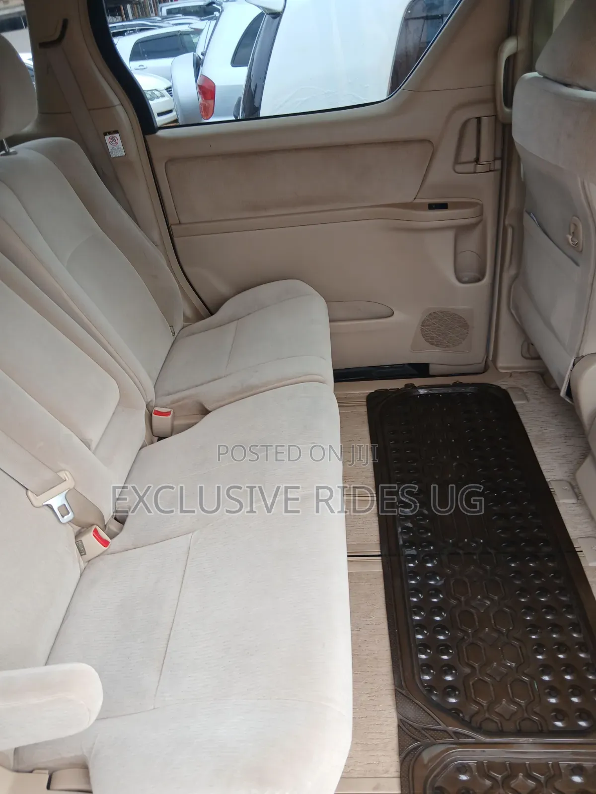 Toyota Alphard 2.4 Petrol AWD 2010 Silver