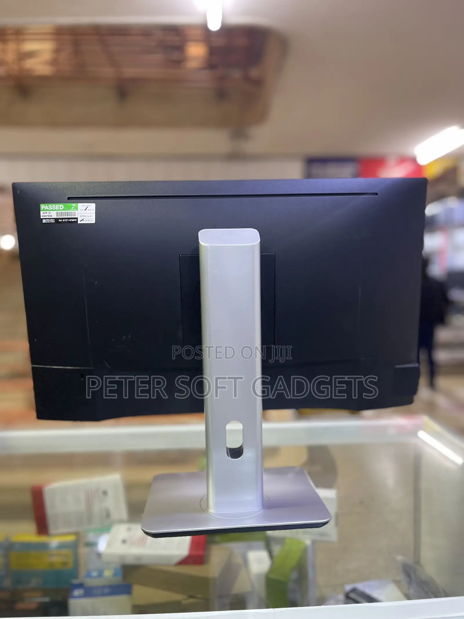 Dell Flameless(IPs) 24inches Screen