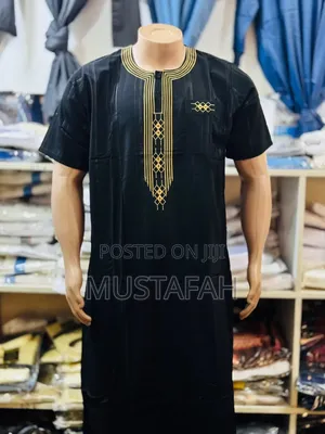 Simple Design Short Sleeve