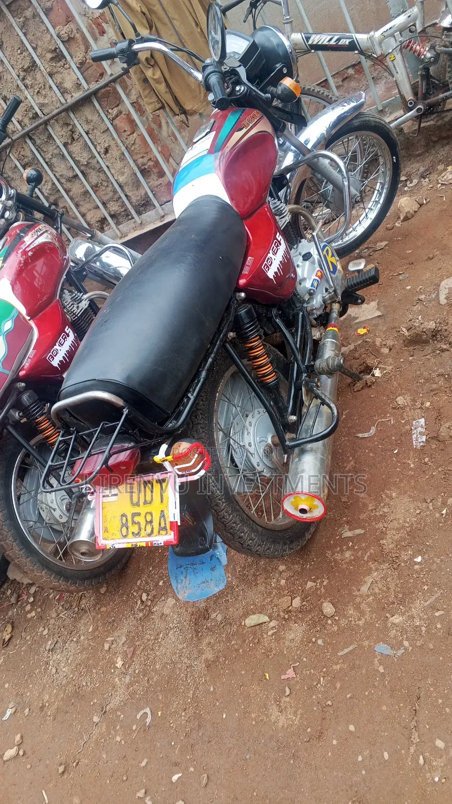 Bajaj Boxer 100 2016 Red