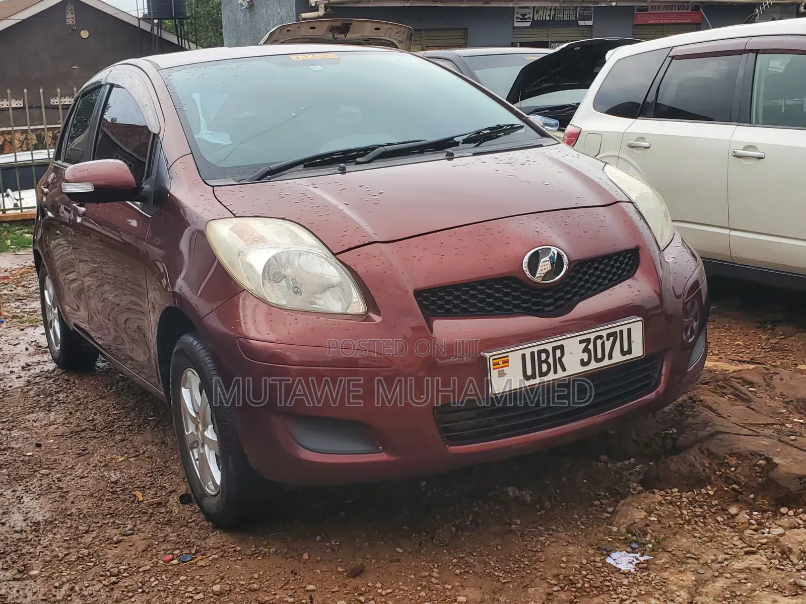 Toyota Vitz 2010 Maroon