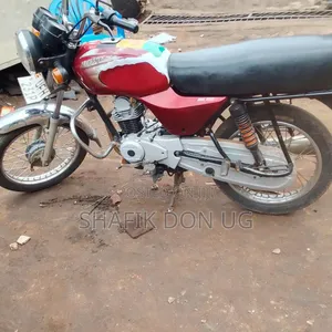 Bajaj Boxer 100 2021 Red