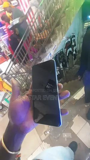 Tecno Spark 8 64 GB Blue