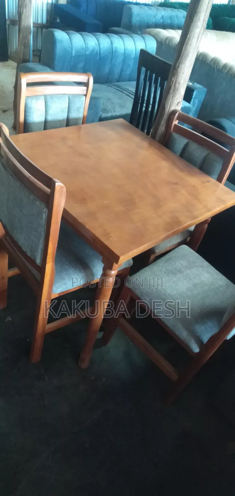 Four Seating Capacity Dinning Space Saver