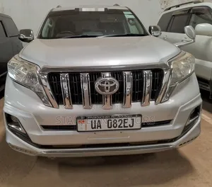 Toyota Land Cruiser Prado 2015 Silver