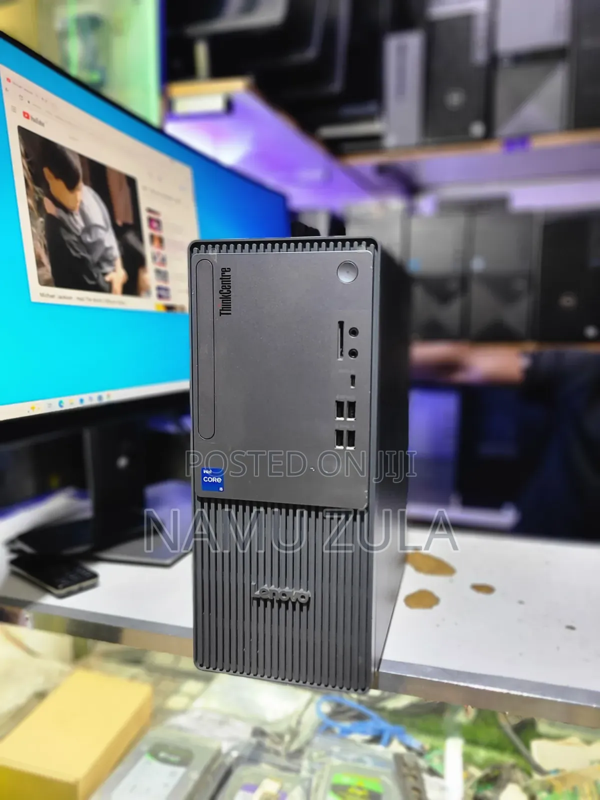 Desktop Computer Lenovo ThinkCentre Neo 50T 8GB Intel Core i5 SSD 256GB