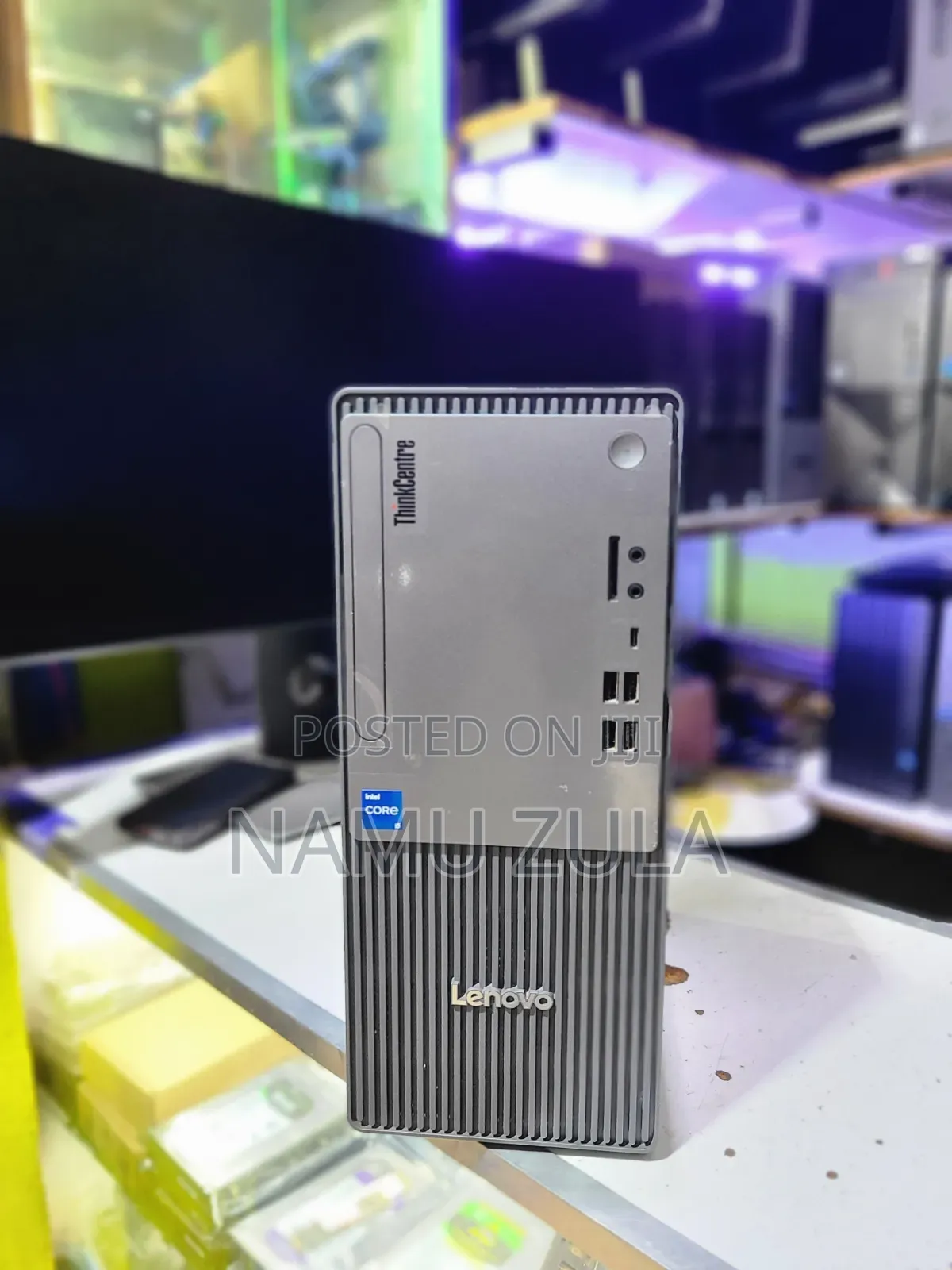 Desktop Computer Lenovo ThinkCentre Neo 50T 8GB Intel Core i5 SSD 256GB