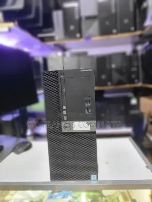 Desktop Computer Dell 8GB Intel Core i5 SSD 256GB