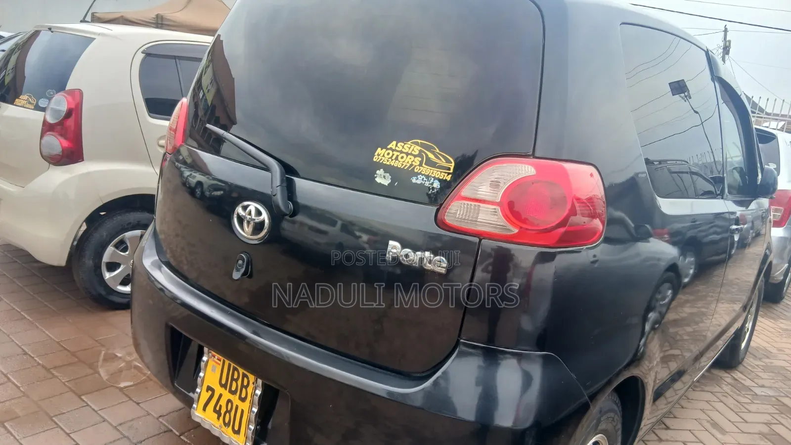 Toyota Porte 2010 Black