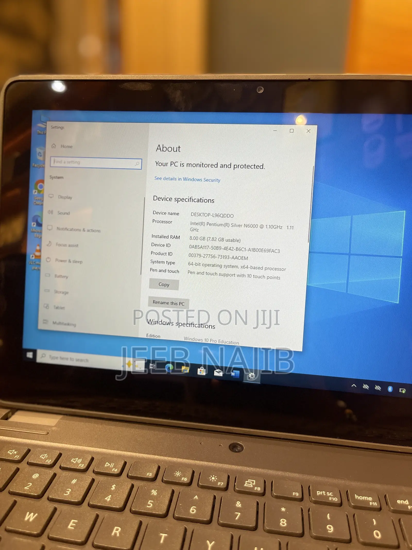 Laptop Lenovo 300e 4GB Intel Celeron SSD 250GB