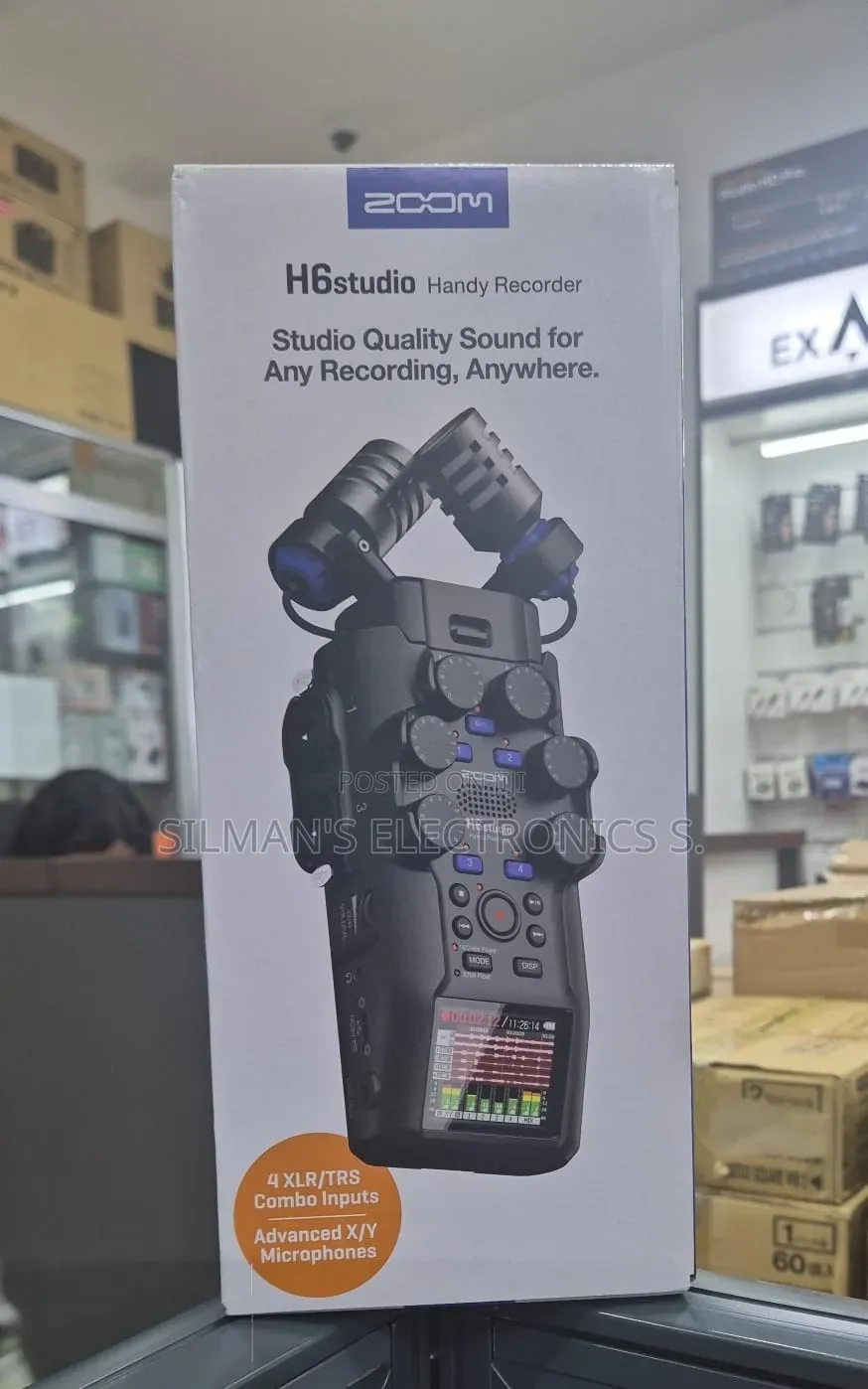 Zoom H6 Studio Handy Recorder