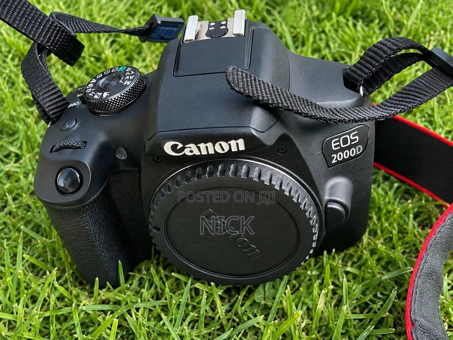 Canon Eos 2000d With 18-55mm Lens, Charger and Carry Case