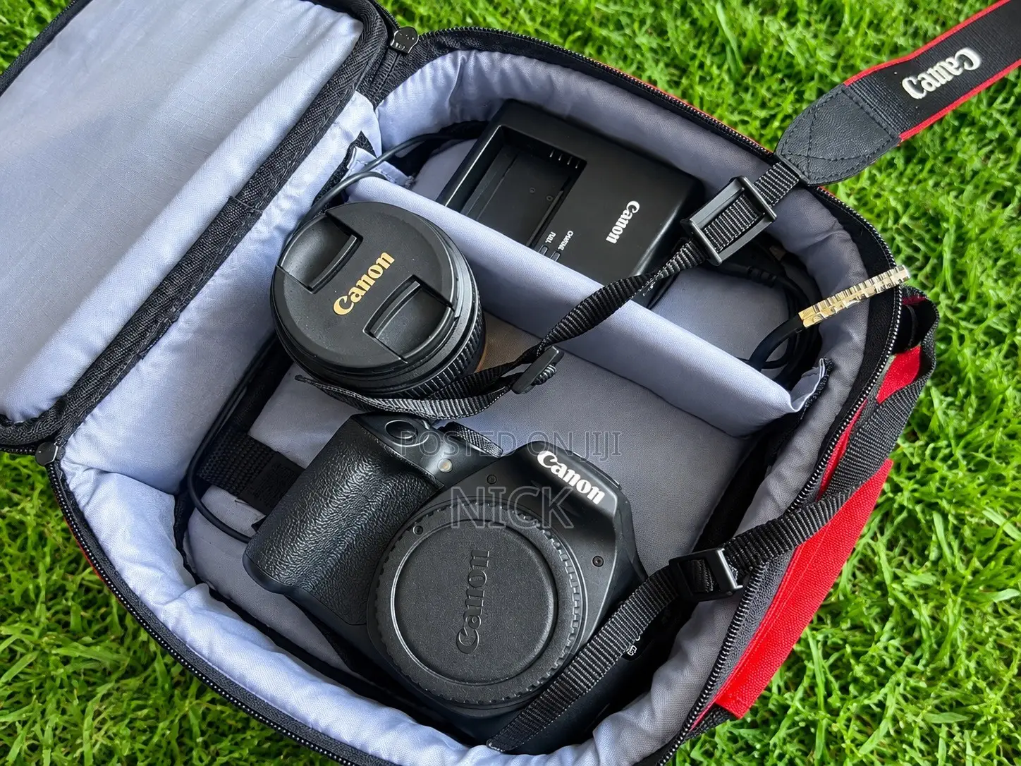 Canon Eos 2000d With 18-55mm Lens, Charger and Carry Case