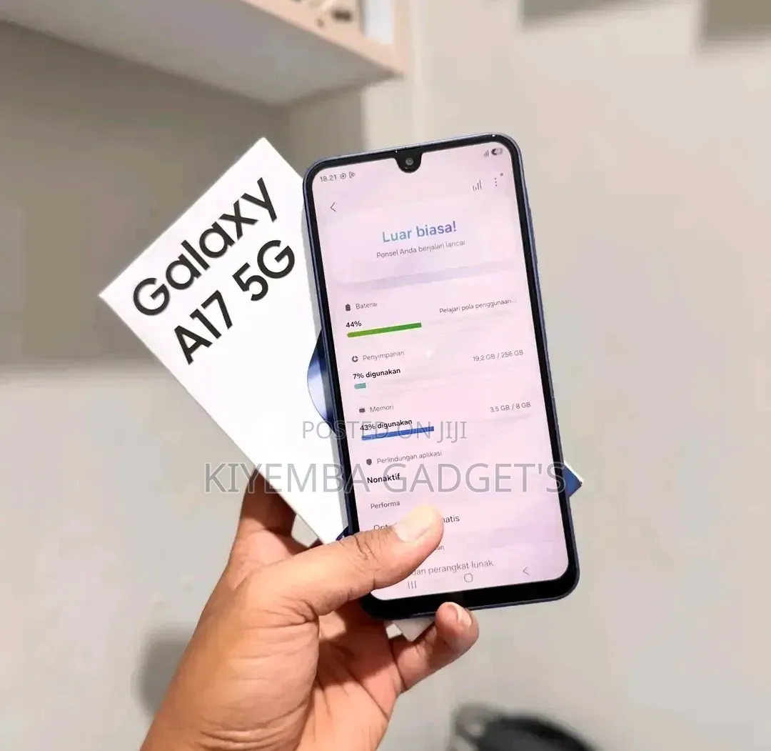 New Samsung Galaxy A17 5G 256 GB Blue