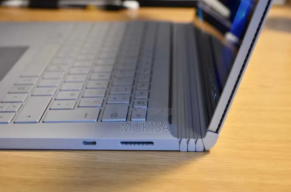Laptop Microsoft Surface Book 2 8GB Intel Core i5 SSD 128GB