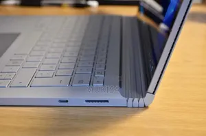Laptop Microsoft Surface Book 2 8GB Intel Core i5 SSD 128GB