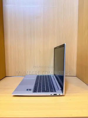 Laptop HP EliteBook 830 16GB Intel Core i5 SSD 1T
