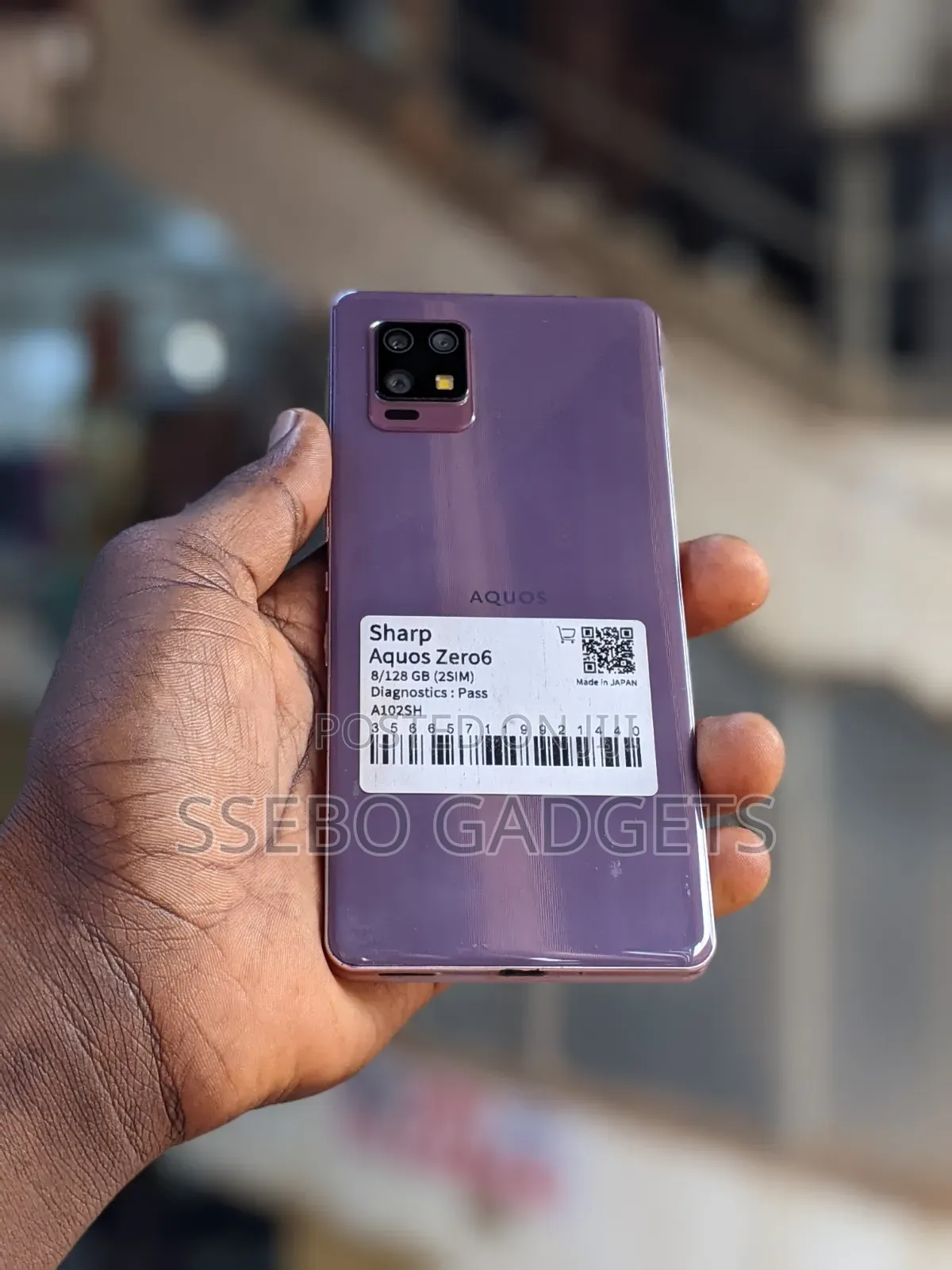 Sharp Aquos zero6 128 GB Purple