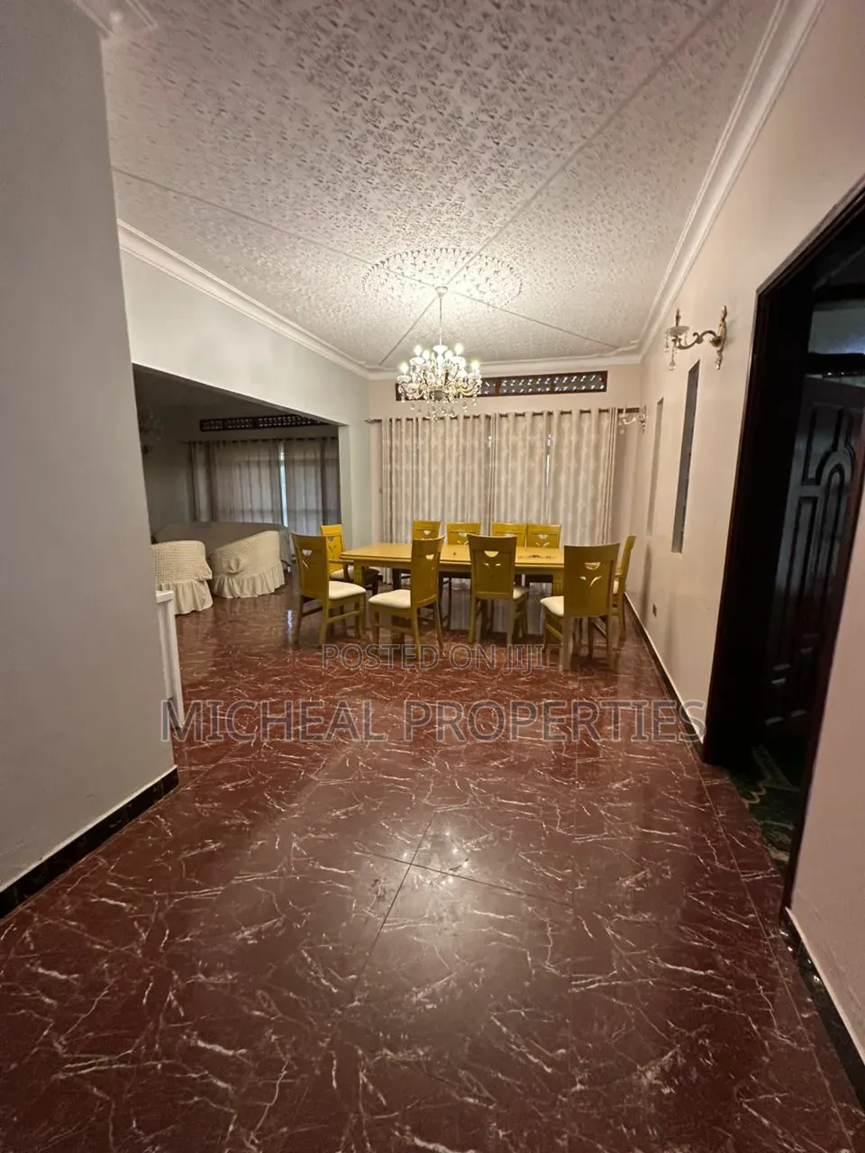 5bdrm House in Kasangati Kira Rd At, Kawempe for sale
