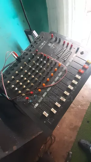 Yamaha Amplifier Mixer
