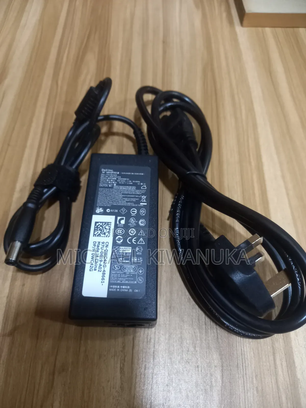 Dell Inc AC ADAPTOR