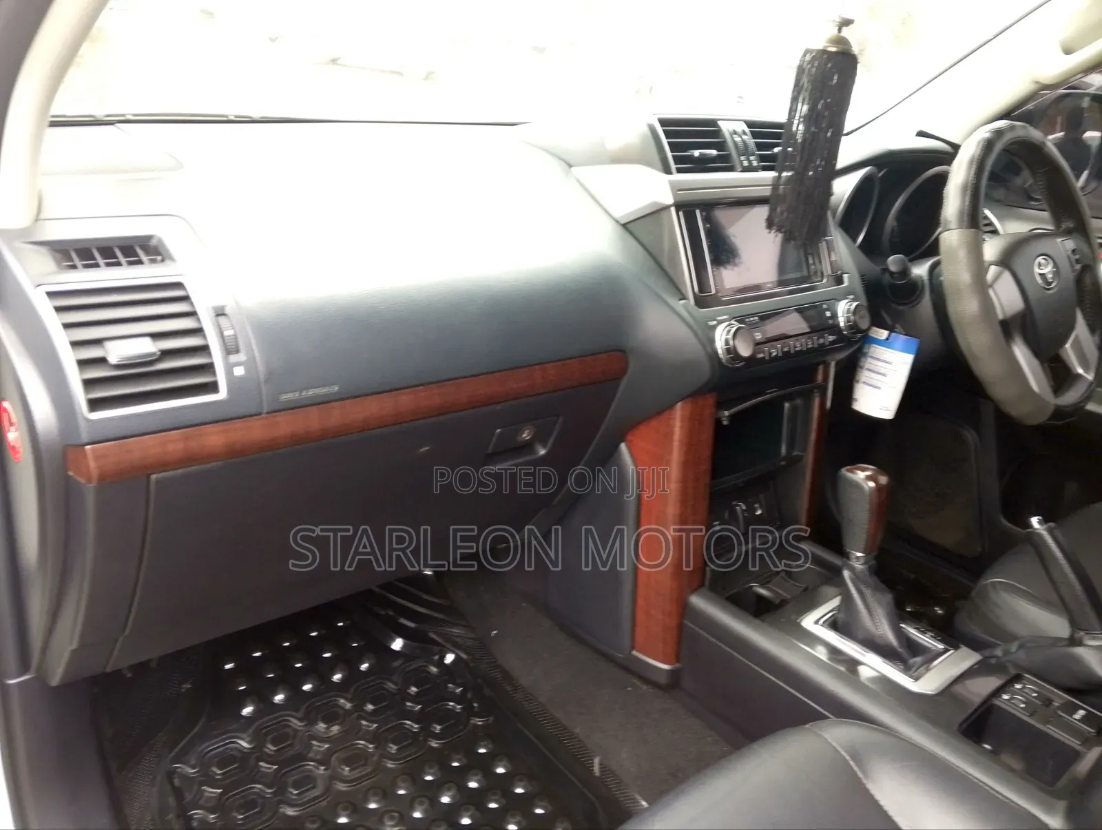 Toyota Land Cruiser Prado 2.8 D-4D 2016 Silver