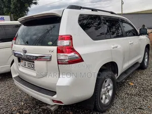 Toyota Land Cruiser Prado 2.8 D-4D 2016 Silver