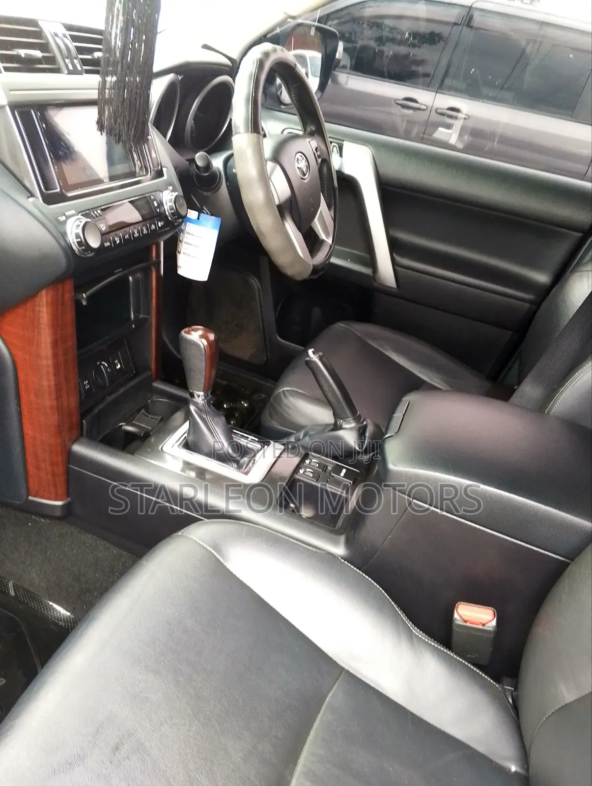 Toyota Land Cruiser Prado 2.8 D-4D 2016 Silver