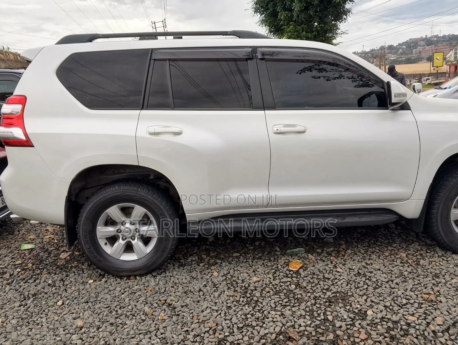 Toyota Land Cruiser Prado 2.8 D-4D 2016 Silver