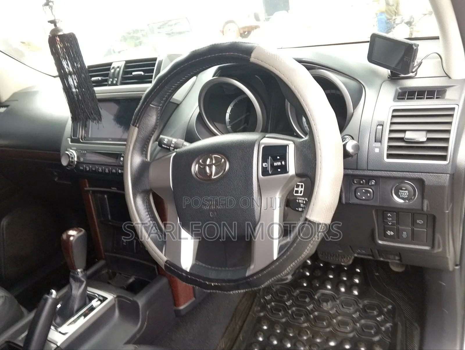 Toyota Land Cruiser Prado 2.8 D-4D 2016 Silver