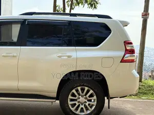 Toyota Land Cruiser Prado 2.8 D-4D 2016 White