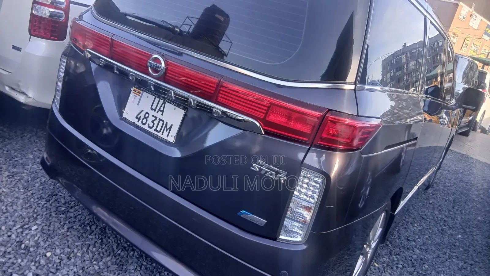 Nissan Elgrand 2015