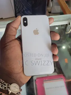 Apple iPhone X 64 GB White