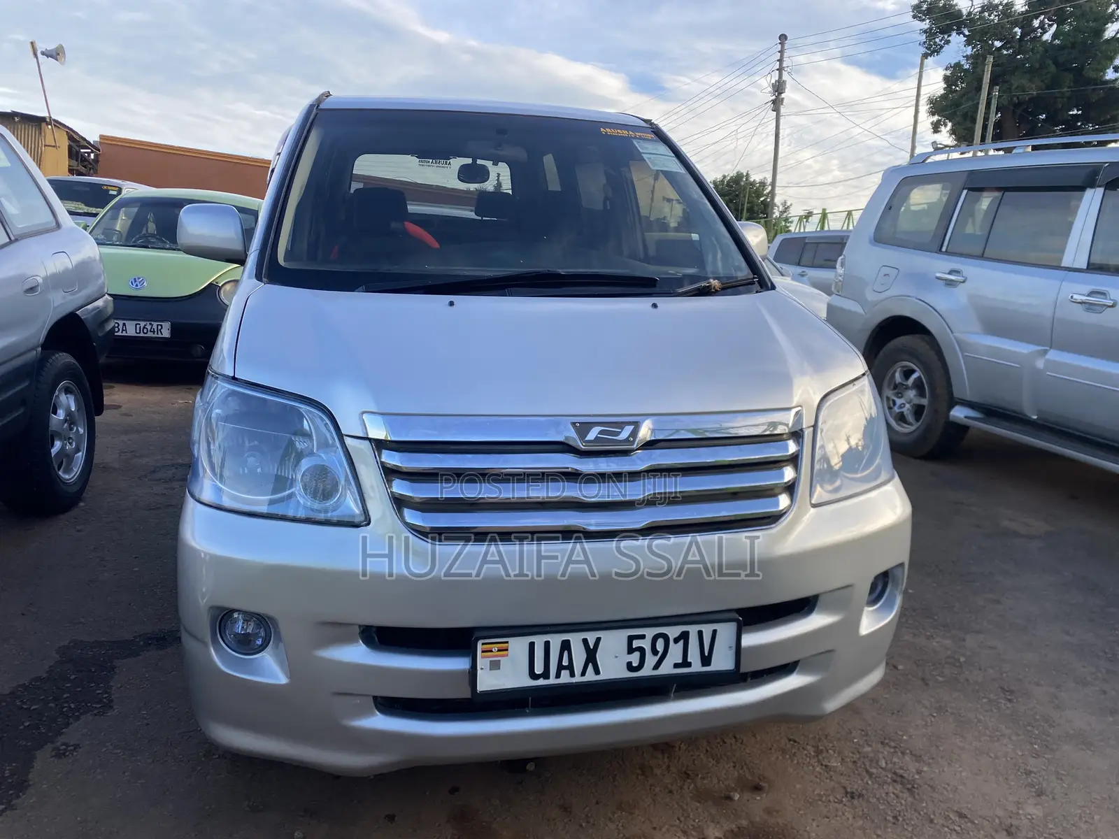 Toyota Noah 2003 Silver