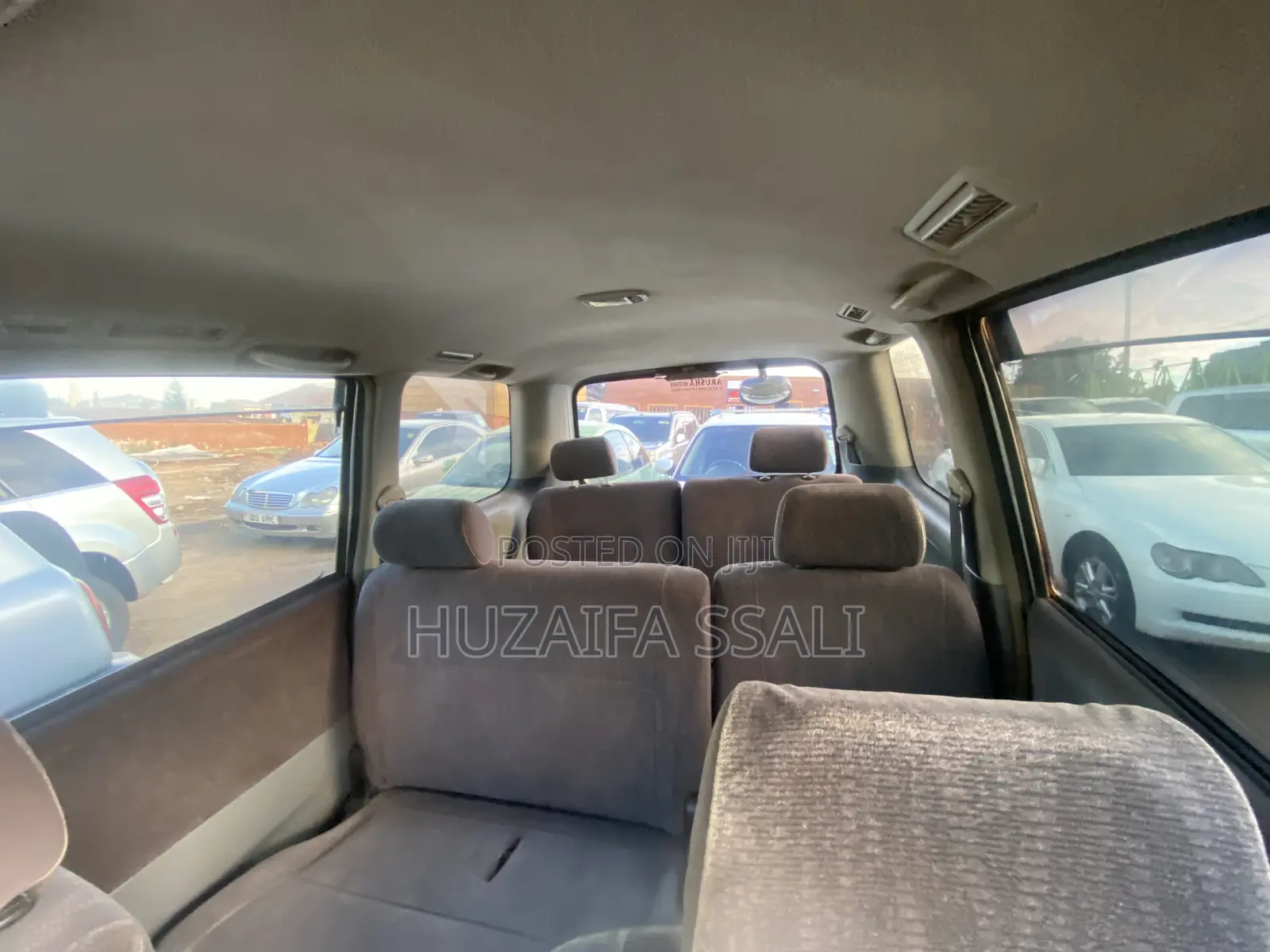 Toyota Noah 2003 Silver