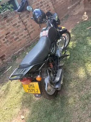 Bajaj Boxer 125 2025 Black