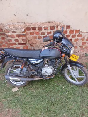 Bajaj Boxer 125 2025 Black