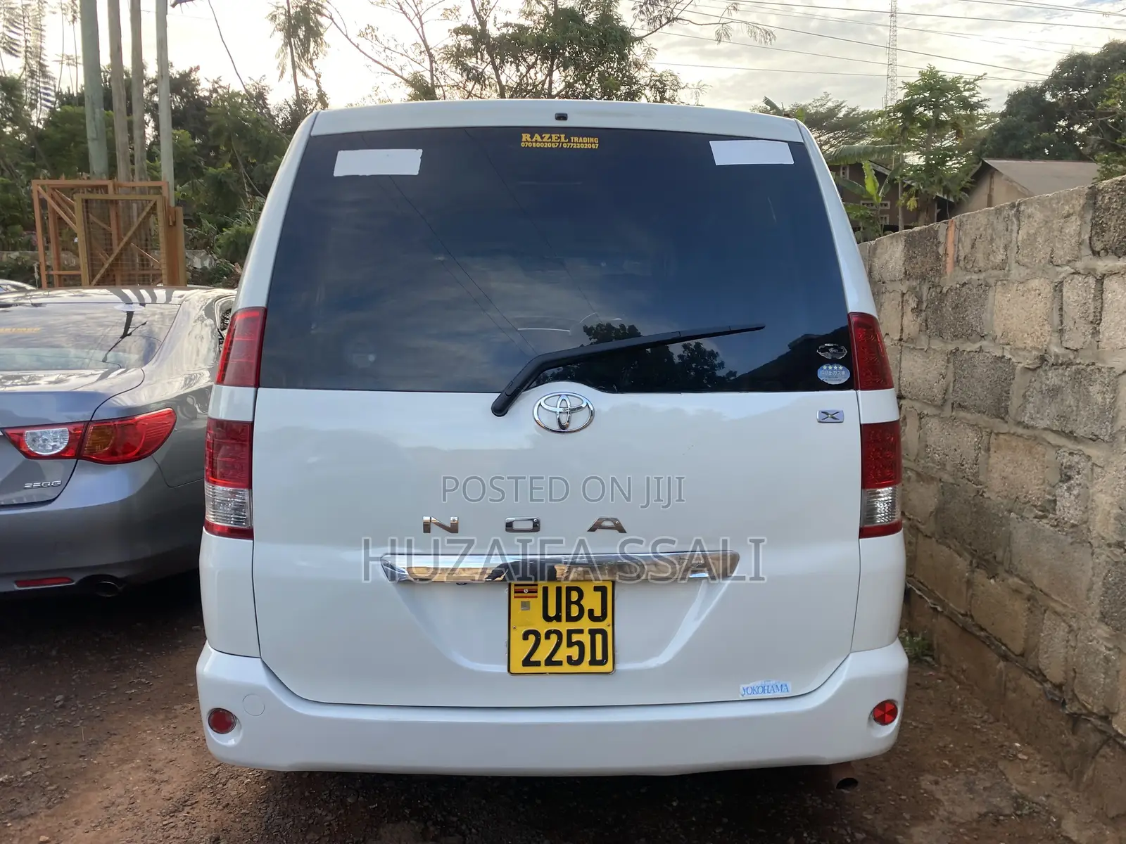 Toyota Noah 2006 White