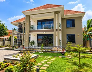 6bdrm Mansion in Bwebajja Akright, Ssisa for sale
